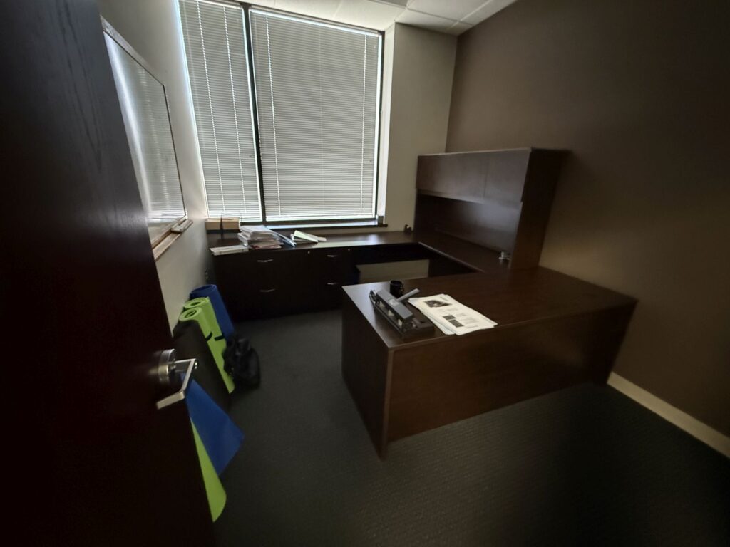 tecumsehoffice_11